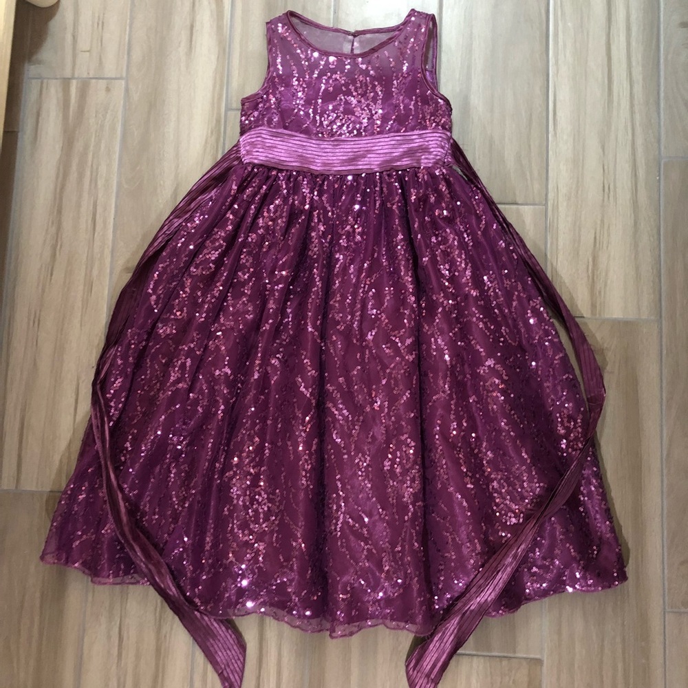 Girls size 7 formal dress